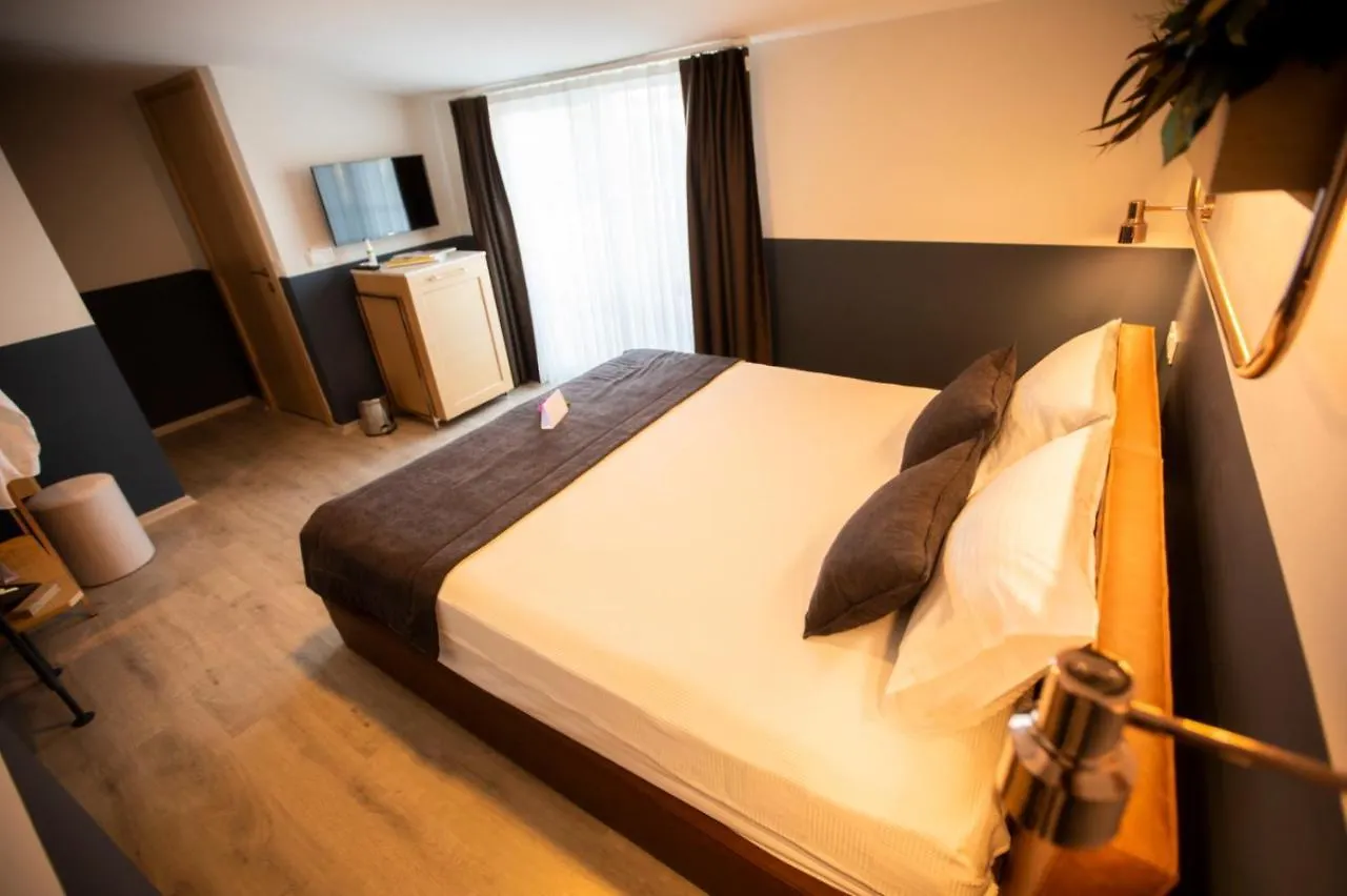 Urla 1867 Hotel Ildiri